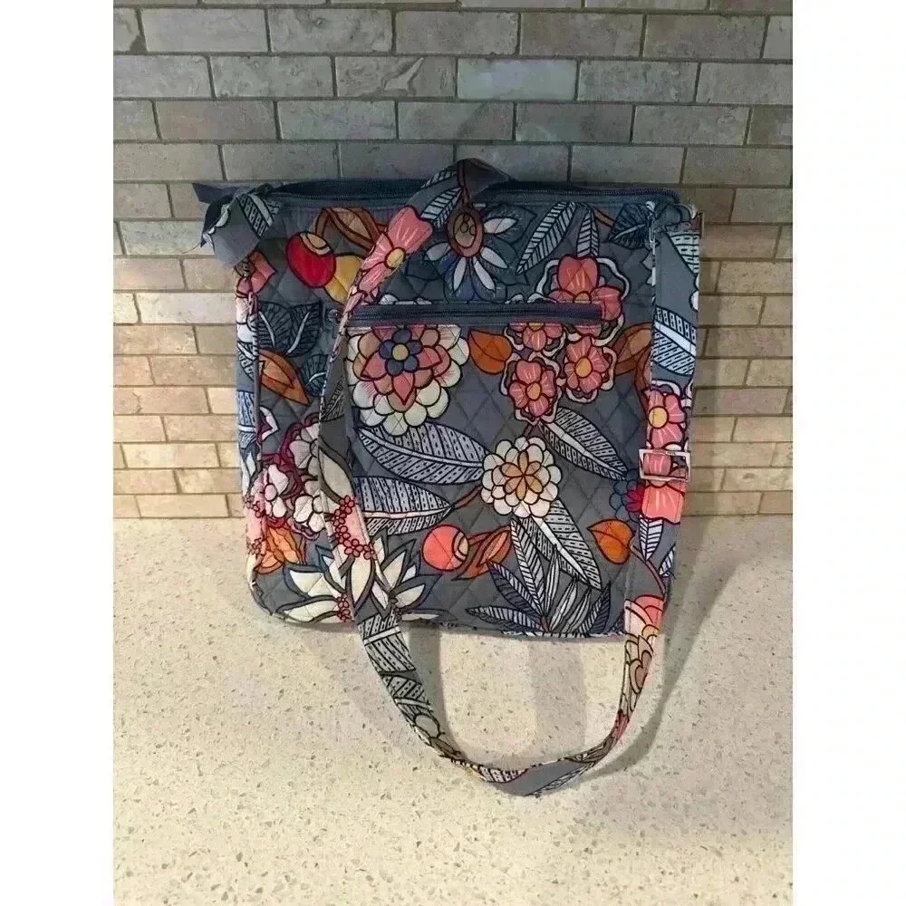 Vera Bradley Womans Crossbody Bag Tropical Evening Quilted‎ Cotton b12